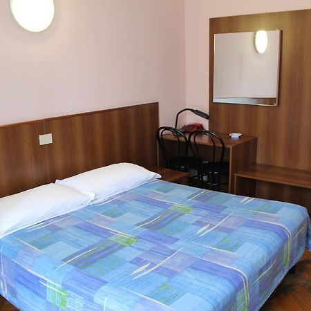Hotel Rallye Milánó Kültér fotó